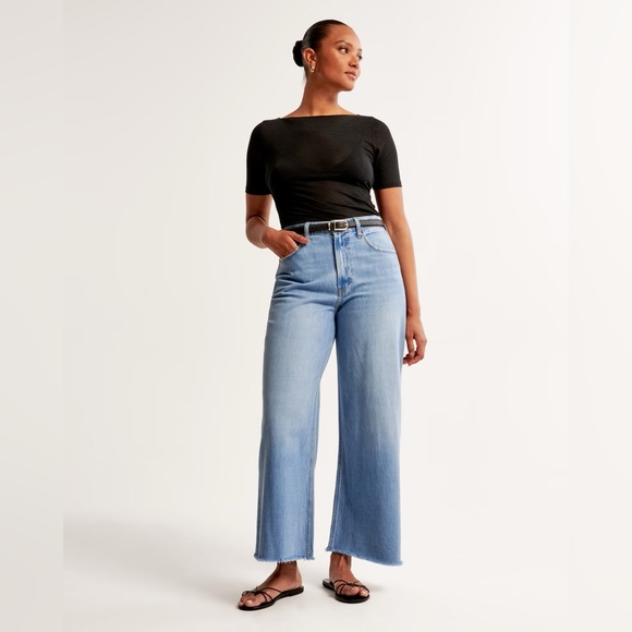 Abercrombie & Fitch Denim - Abercrombie & Fitch Curve Love Crop Wide Leg High Rise Jean Med Wash 33 NEW